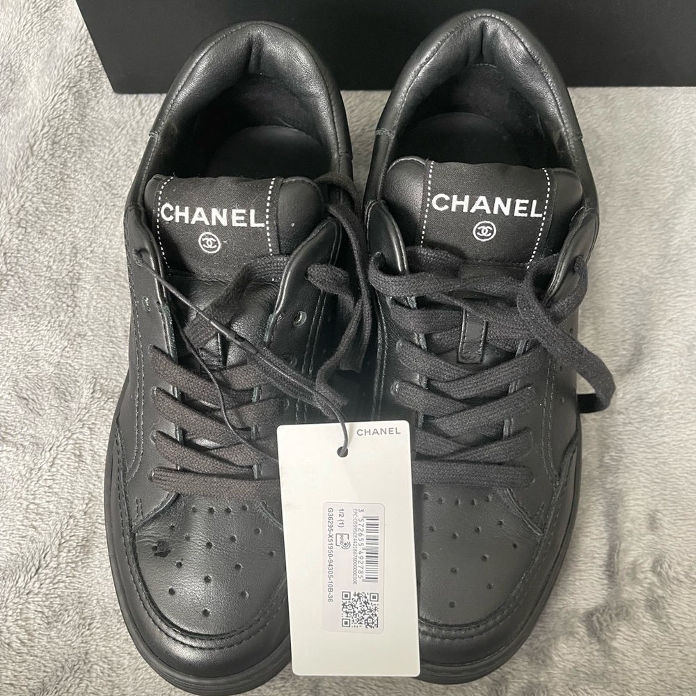 Chanel black sneakers, size EU 36/ US 6. - Picture 4 of 7